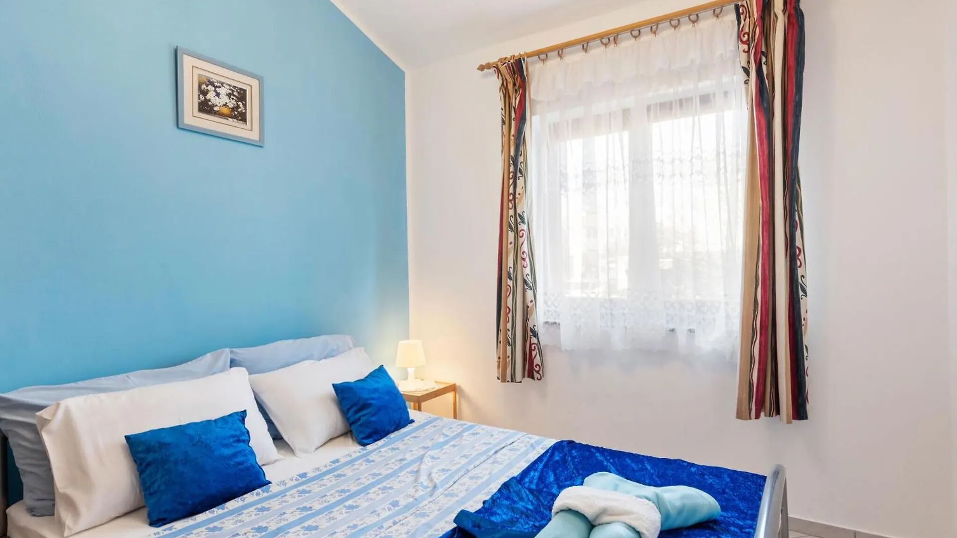Beautiful Apartment In Jasenice Near Sea