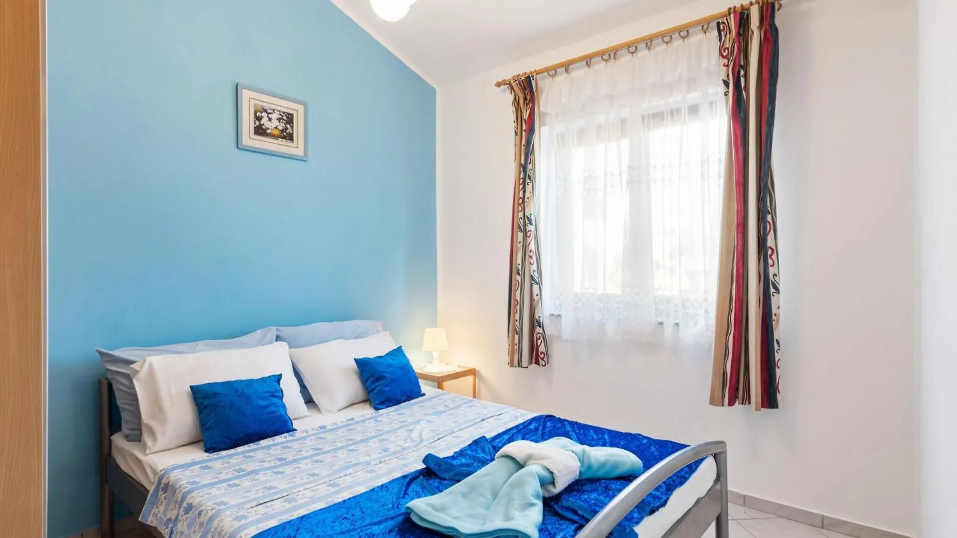Beautiful Apartment In Jasenice Near Sea
